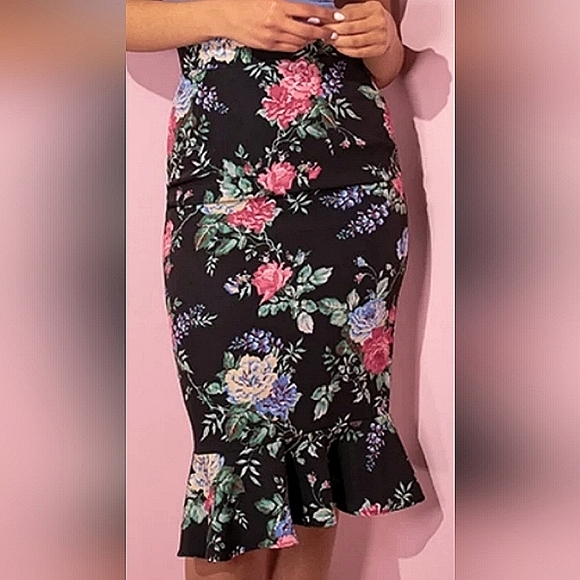Vixen by Micheline Pitt Flutter Skirt in Vintage Floral Black Rose Print 3XL NWT - Picture 7 of 10